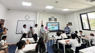 Comicbook Development to Enhance Waste Awareness
